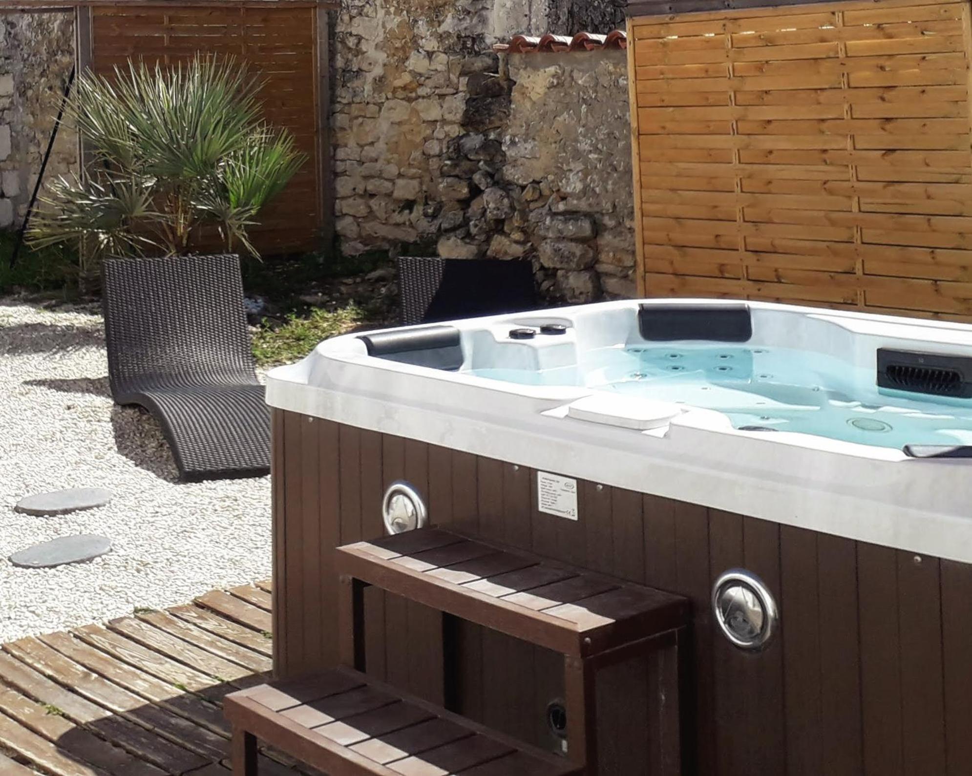O Calme Hotel Brizambourg Exterior foto