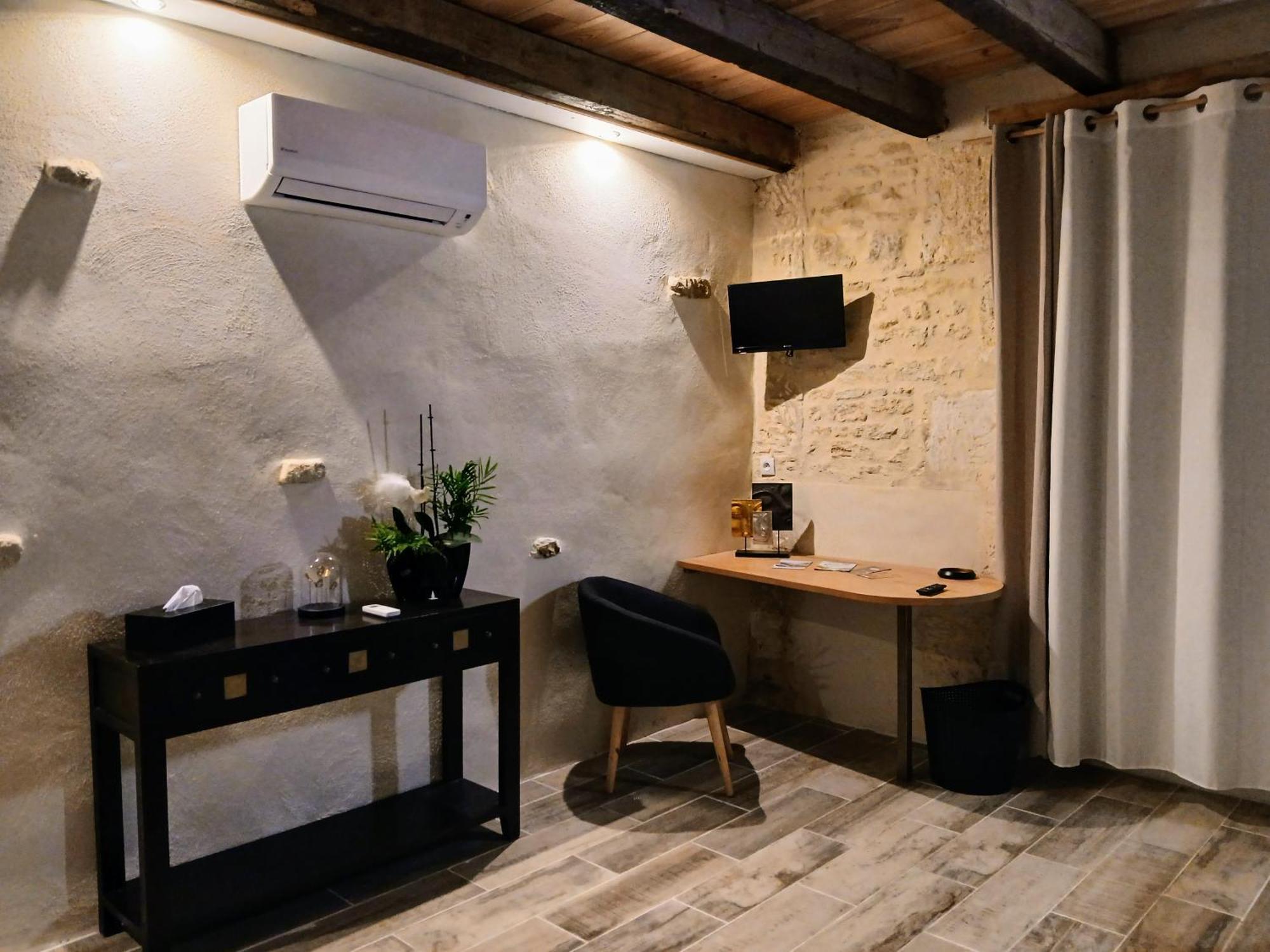 O Calme Hotel Brizambourg Exterior foto